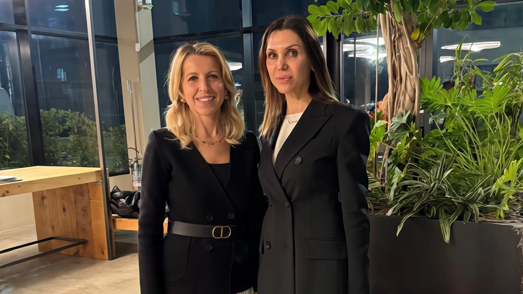 Rinnovo dei vertici. in Confindustria: Barbara Antonini (a destra) raccoglie il testimone da Paola Castellacci Rinnovo dei vertici. in Confindustria: Barbara Antonini (a destra) raccoglie il testimone da Paola Castellacci