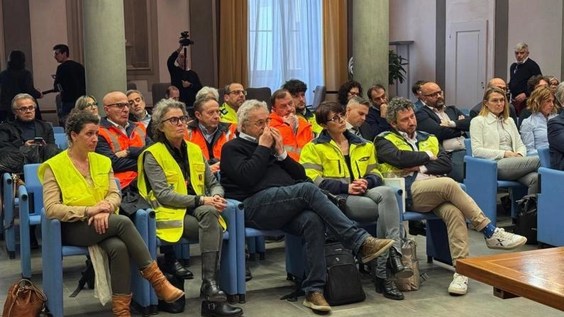 Sindaci del Mugello in allerta per l'alluvione e le frane. Piano speciale e fondi urgenti per la sicurezza territoriale.