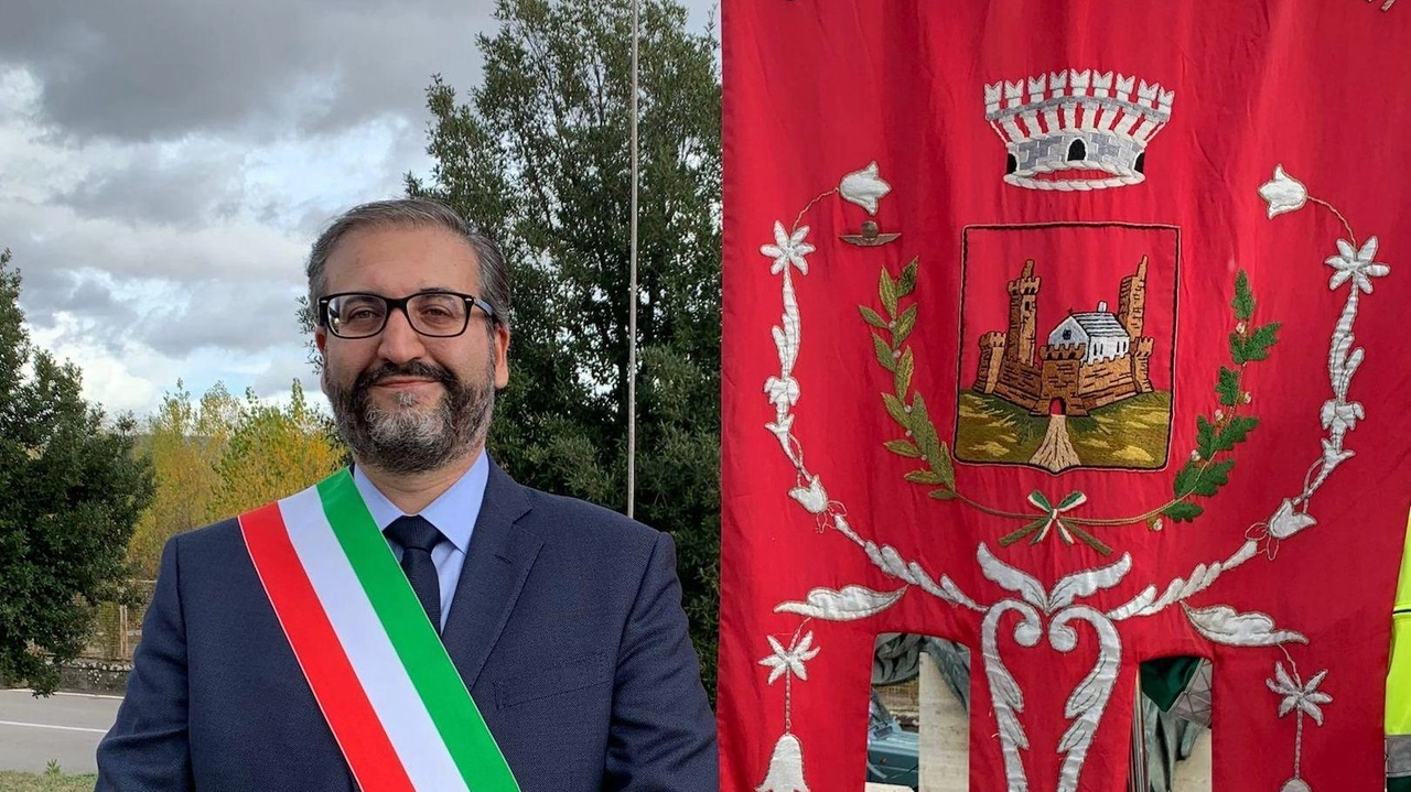 Andrea Frosini, sindaco di Monteriggioni, si prepara ad accogliere il G7 Turismo Andrea Frosini, sindaco di Monteriggioni, si prepara ad accogliere il G7 Turismo