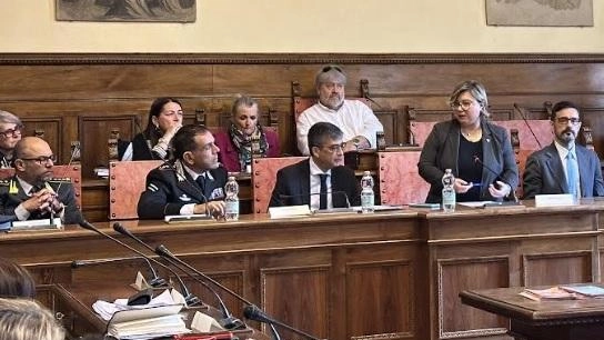 AREZZO "Dare una risposta ancora più efficace e tempestiva ai bisogni sociali più urgenti e delicati del nostro territorio". Con questo... AREZZO "Dare una risposta ancora più efficace e tempestiva ai bisogni sociali più urgenti e delicati del nostro territorio". Con questo...