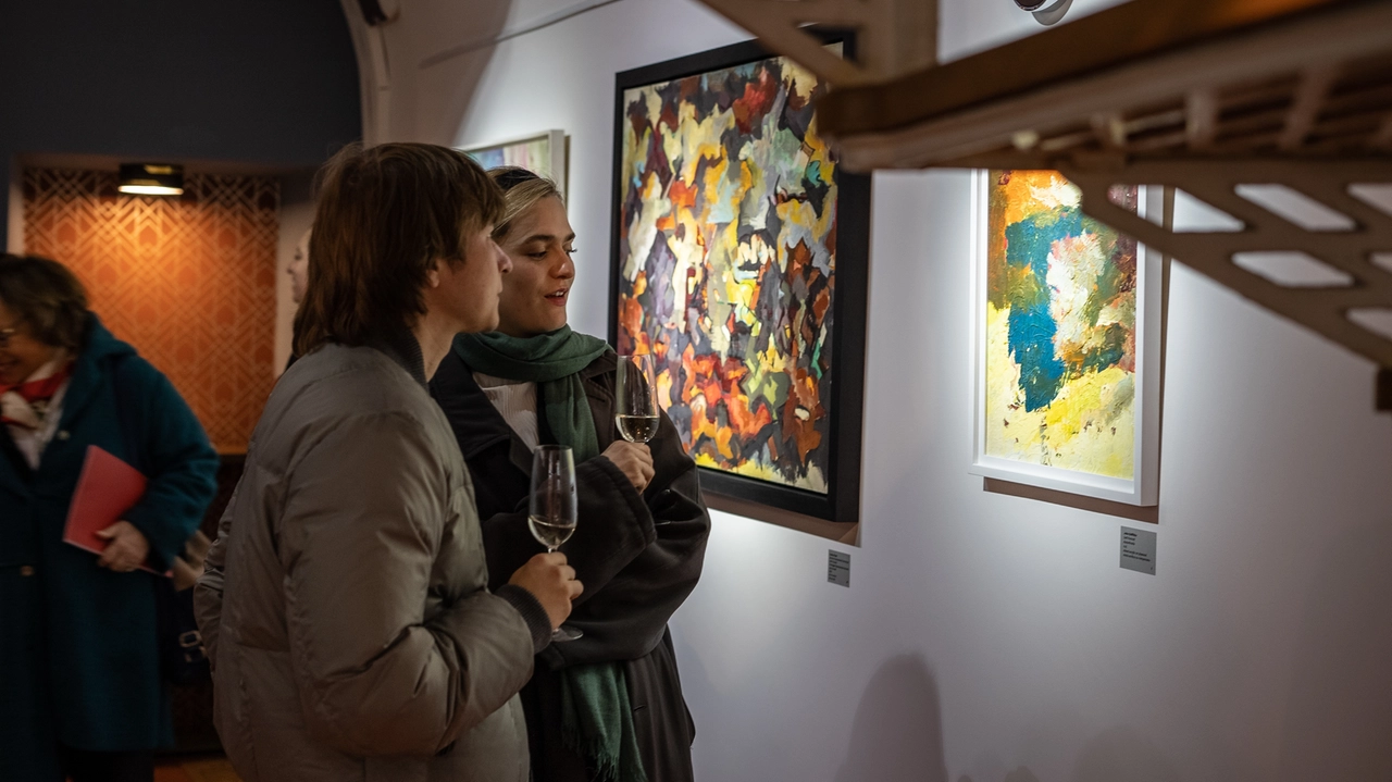 La mostra al Sotto British sul Lungarno Guicciardini a Firenze