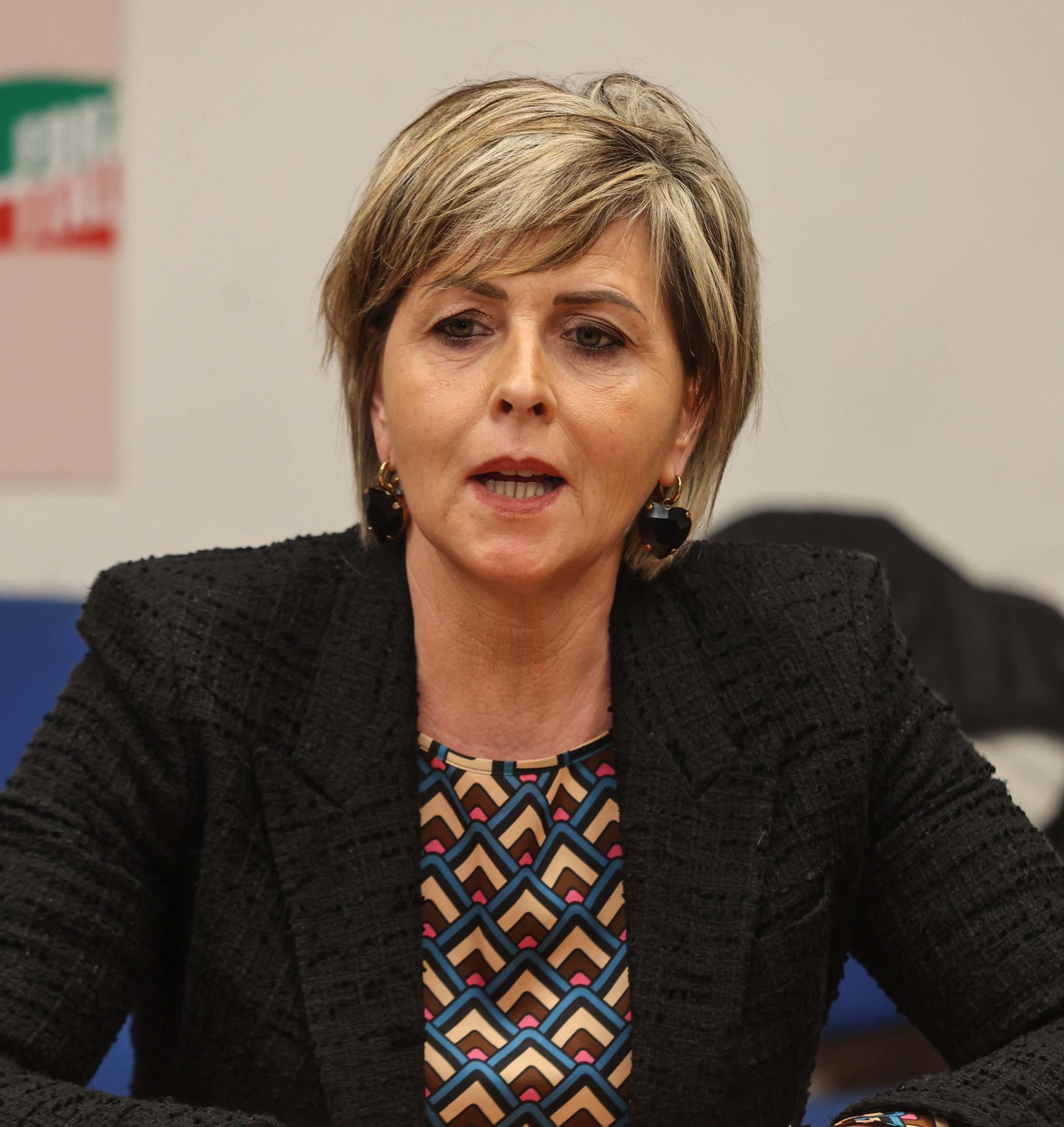 mazzetti a ruota libera 365 giorni di vuoto la minoranza incida