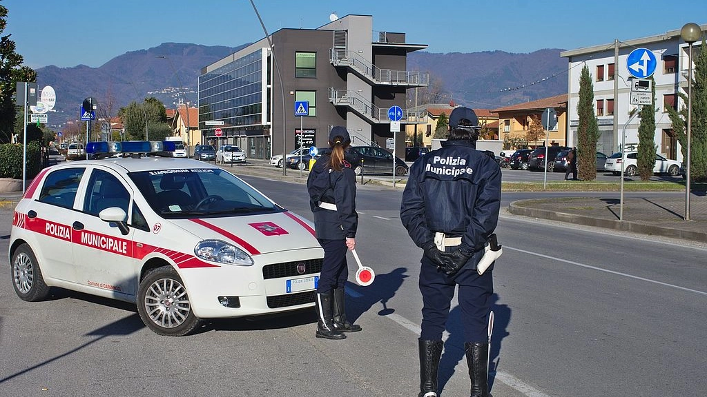 La polizia municipale La polizia municipale