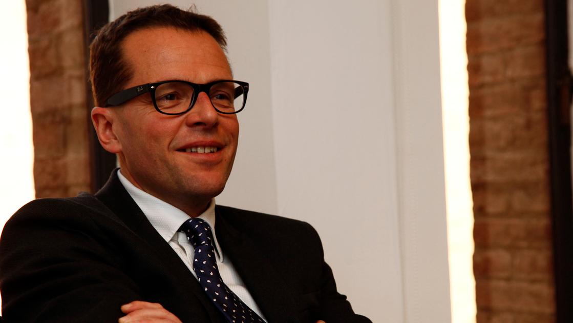 Morte David Rossi, ingressi in banca senza badge. Bigi: ‘Trovai un pensionato che girava al sesto piano’ Morte David Rossi, ingressi in banca senza badge. Bigi: ‘Trovai un pensionato che girava al sesto piano’