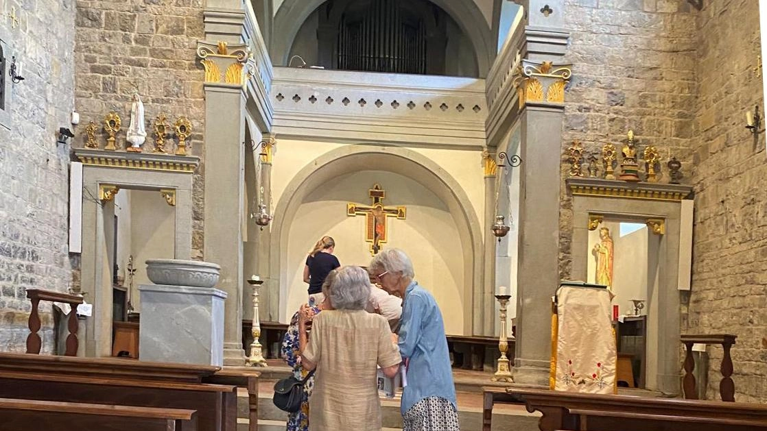 L’associazione Isola di Fiesole "Le chiese sono tesori . Giusta la segnalazione". . L’associazione Isola di Fiesole "Le chiese sono tesori . Giusta la segnalazione". .