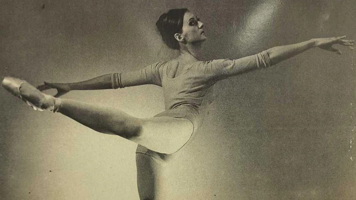 Ballerina e maestra, ha lavorato a lungo nel prestigioso Royal Danish Ballet di Copenaghen. Nel 1977 ha aperto a Viareggio la scuola che ha visto formarsi ragazze ora professioniste. Ballerina e maestra, ha lavorato a lungo nel prestigioso Royal Danish Ballet di Copenaghen. Nel 1977 ha aperto a Viareggio la scuola che ha visto formarsi ragazze ora professioniste.