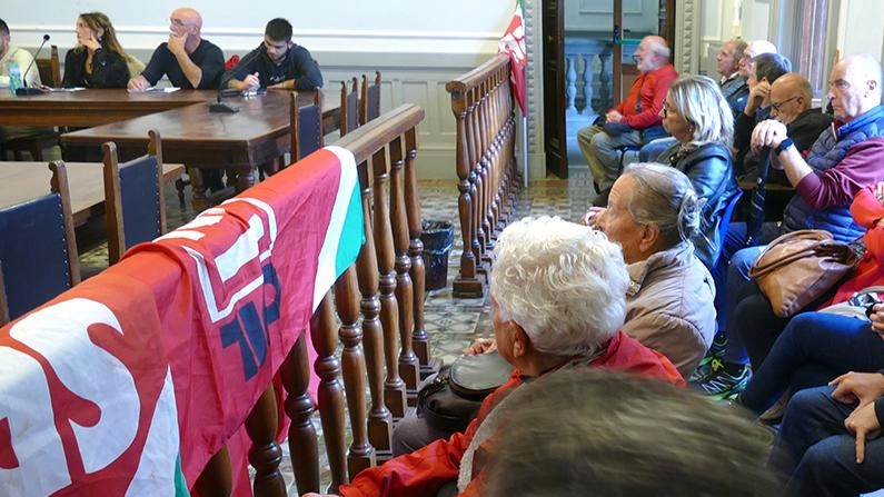 La delegazione dello Spi Cgil presente venerdì sera in consiglio comunale La delegazione dello Spi Cgil presente venerdì sera in consiglio comunale