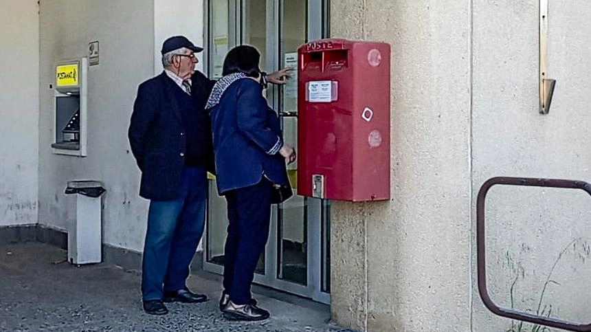 UMBERTIDE – Poste Italiane conferma: l’ufficio postale riaprirà e sarà completamente operativo nella prima settimana di giugno. E’ quanto emerge,... UMBERTIDE – Poste Italiane conferma: l’ufficio postale riaprirà e sarà completamente operativo nella prima settimana di giugno. E’ quanto emerge,...
