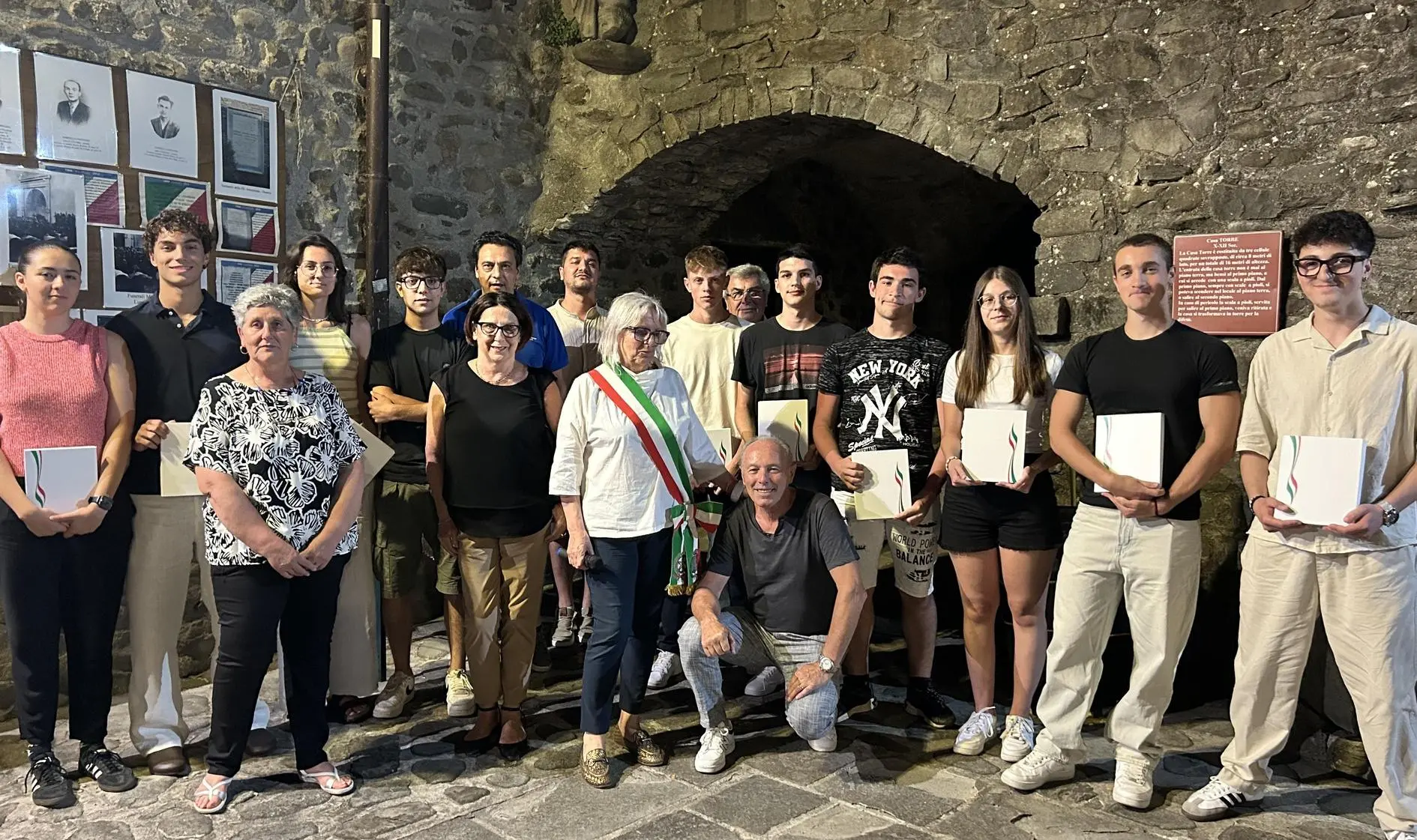 In ricordo dell’eccidio di Ponticello. La Costituzione donata ai giovani