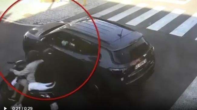 https://www.lanazione.it/image-service/view/acePublic/alias/contentid/MDA0YTM0MjgtNTRkMS00/0/colpo-alla-banda-dei-rolex-arrestate-13-persone-colpivano-a-forte-e-ibiza.jpeg?f=16:9&w=1200&h=630