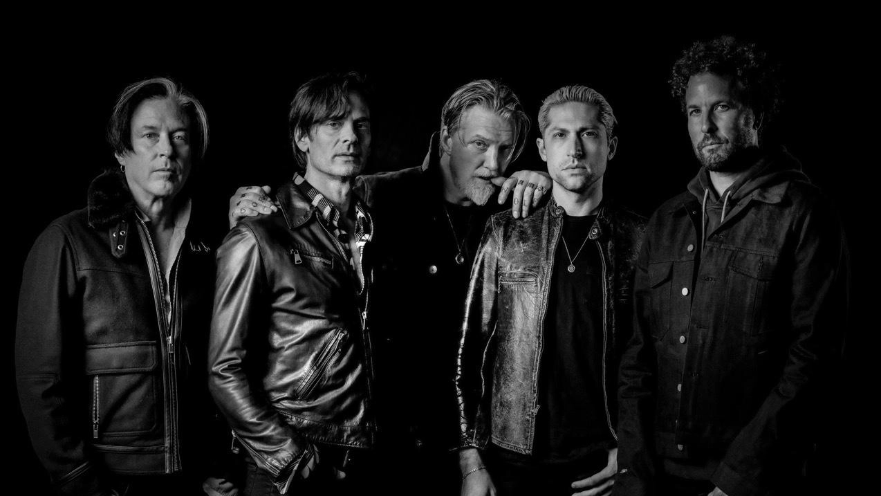 Il gruppo fondato da Joshua Homme è ritenuto fra le più grandi band al mondo. Ad aprire il concerto del 15 luglio "The Amazons" Il gruppo fondato da Joshua Homme è ritenuto fra le più grandi band al mondo. Ad aprire il concerto del 15 luglio "The Amazons"