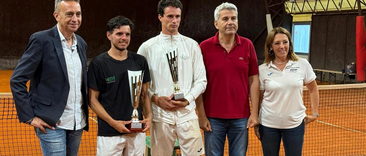 Il tennista umbro supera Malfetti nel match decisivo dell’Open. Gerini si prende il ’Città di Grosseto’