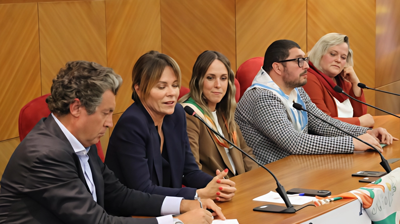 Alle. 19 di domenica i cavalli faranno il loro ingresso in Piazzale Garibaldi Alle. 19 di domenica i cavalli faranno il loro ingresso in Piazzale Garibaldi