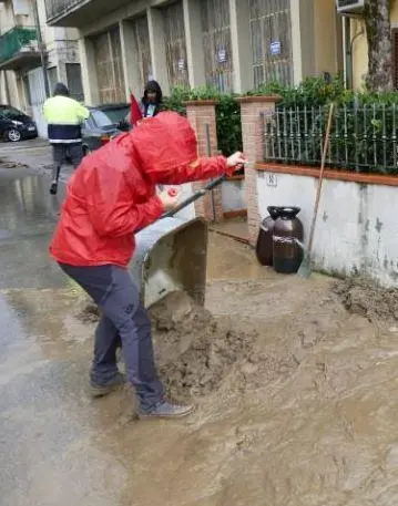 La bufera ora è politica. FdI e Lega all’attacco. Il Pd: "Momento duro"