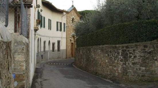 Raggiungeranno nei prossimi giorni le consorelle a San Piero a Ponti. Troppo alte le spese di autosostentamento, specie dopo la pandemia. Il rione, dopo un secolo, perde il volto amico delle sue monache. Raggiungeranno nei prossimi giorni le consorelle a San Piero a Ponti. Troppo alte le spese di autosostentamento, specie dopo la pandemia. Il rione, dopo un secolo, perde il volto amico delle sue monache.