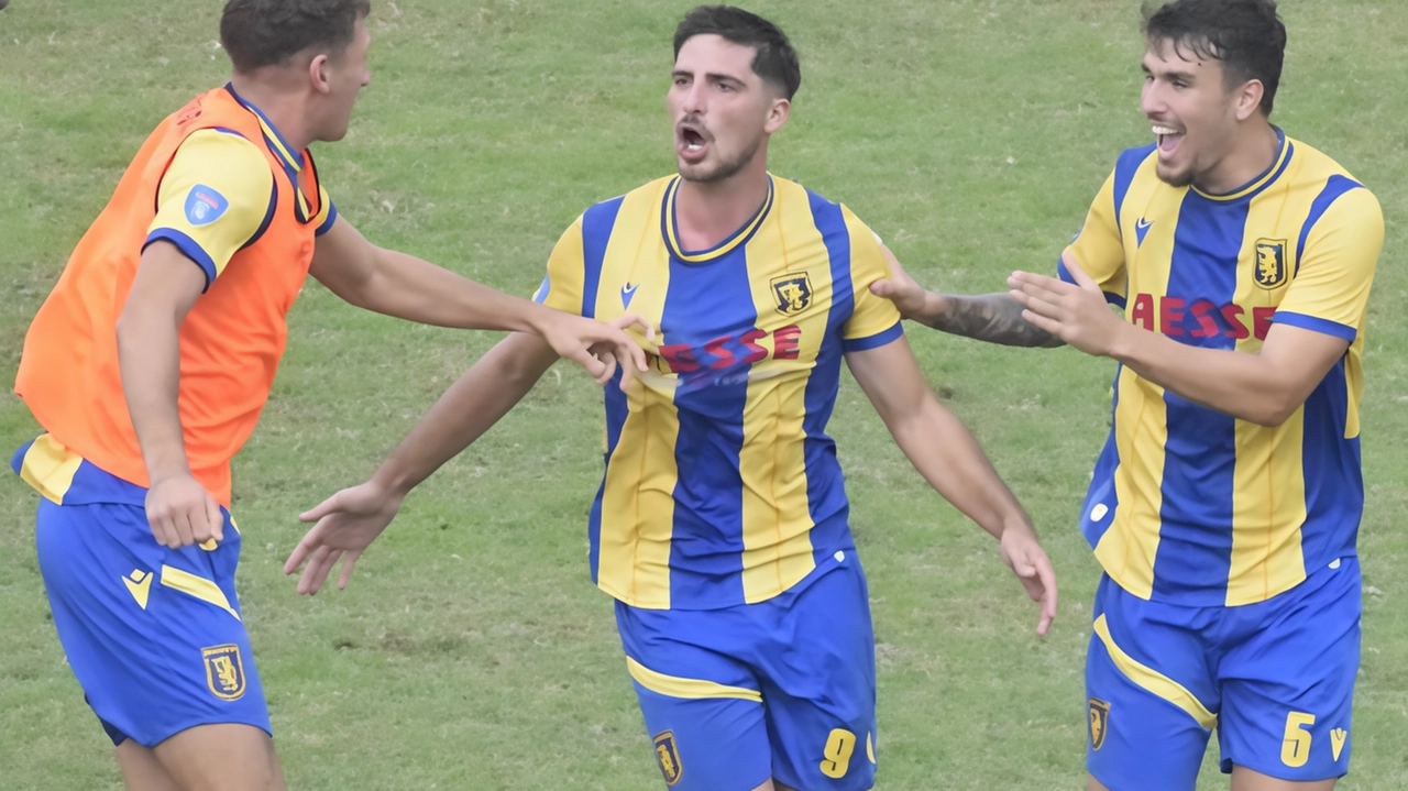 Ultima sfida play out del girone E tra Terranuova Traiana e Figline: in palio la permanenza in Serie D. Ultima sfida play out del girone E tra Terranuova Traiana e Figline: in palio la permanenza in Serie D.