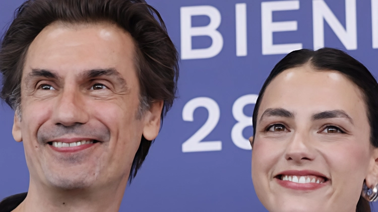 Il Cineforum del mercoledì a Il Garibaldi presenta "Il tempo che ci vuole" di Francesca Comencini, un film apprezzato per la sua mescolanza di realtà e finzione. Altri film in programmazione in diverse sale della città. Il Cineforum del mercoledì a Il Garibaldi presenta "Il tempo che ci vuole" di Francesca Comencini, un film apprezzato per la sua mescolanza di realtà e finzione. Altri film in programmazione in diverse sale della città.