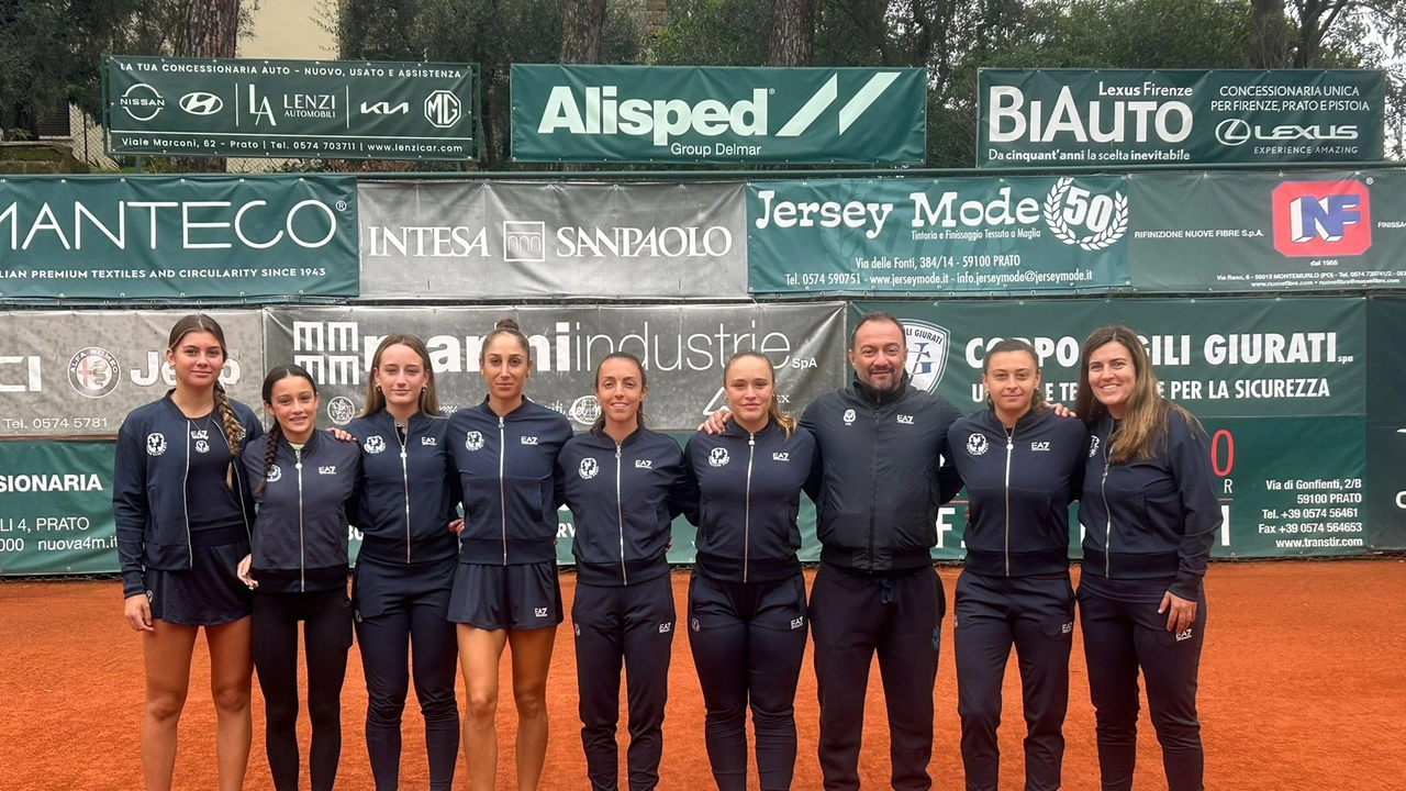 La squadra femminile del Tennis Club Prato La squadra femminile del Tennis Club Prato