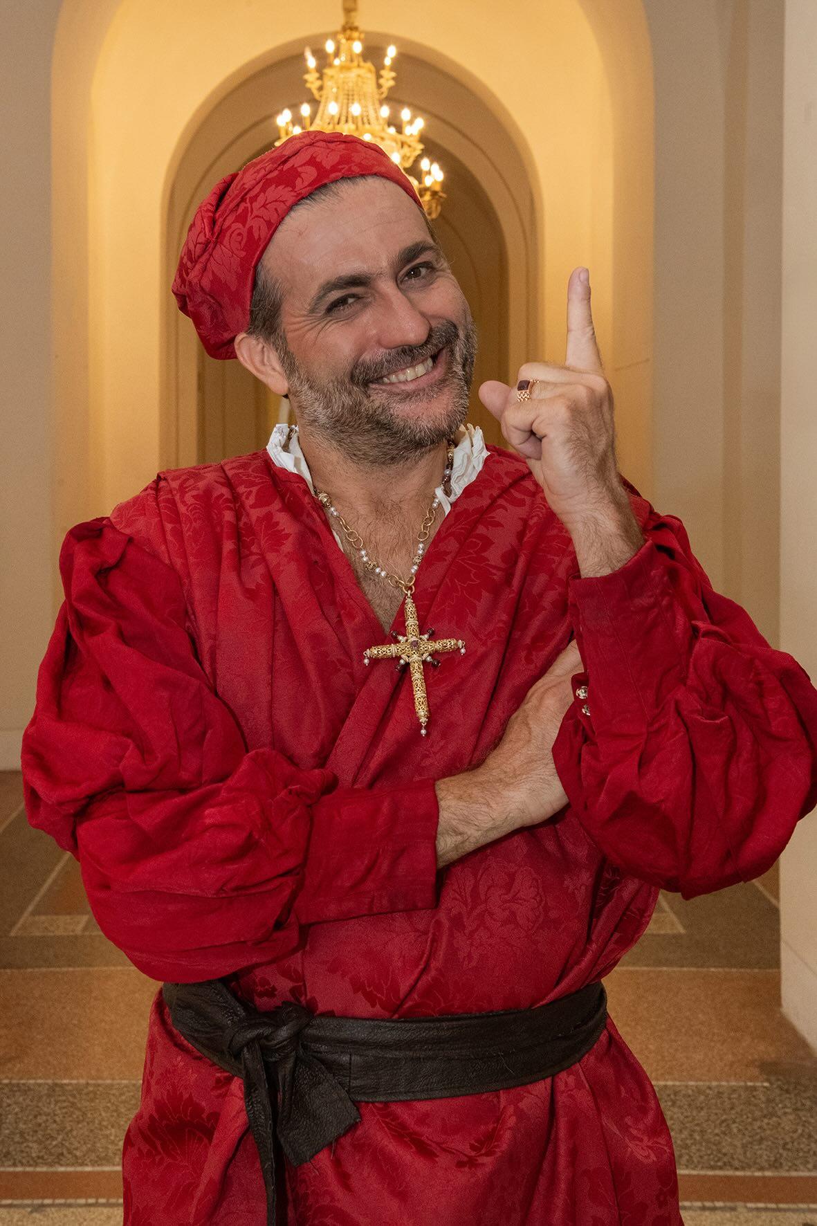 Stasera la community internazionale di Oroarezzo va a teatro per l’Opera. In scena, al teatro Petrarca, il “Gianni Schicchi” Stasera la community internazionale di Oroarezzo va a teatro per l’Opera. In scena, al teatro Petrarca, il “Gianni Schicchi”
