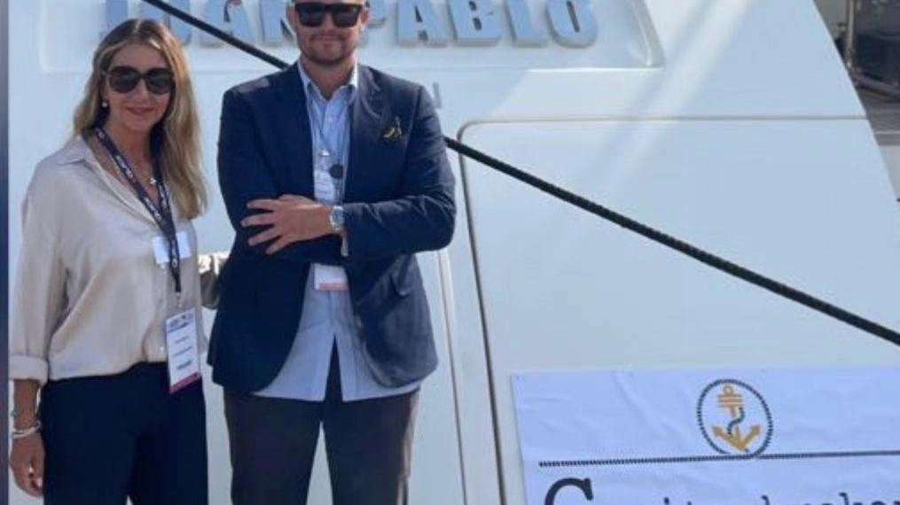 Daniela Mazzeo e il figlio Davide Tonarelli sono alla guida della storica agenzia Capitanbrokers, attiva in Darsena dal 1973 Daniela Mazzeo e il figlio Davide Tonarelli sono alla guida della storica agenzia Capitanbrokers, attiva in Darsena dal 1973