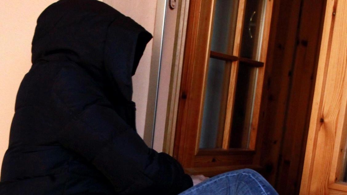 MASSA MARITTIMA Ladri in azione, in pieno giorno, dalle parti di viale del Risorgimento, a due passi dall’ospedale Sant’Andrea e si... MASSA MARITTIMA Ladri in azione, in pieno giorno, dalle parti di viale del Risorgimento, a due passi dall’ospedale Sant’Andrea e si...