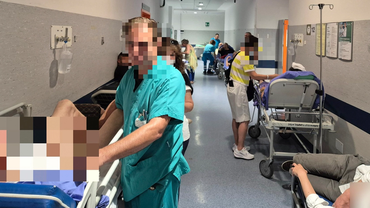 Caos al pronto soccorso di Cisanello (foto di Enrico Mattia Del Punta) Caos al pronto soccorso di Cisanello (foto di Enrico Mattia Del Punta)