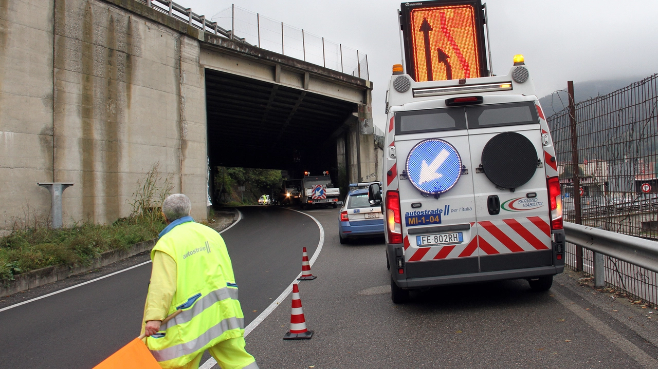 Lavori sull'autostrada (foto di repertorio) Lavori sull'autostrada (foto di repertorio)