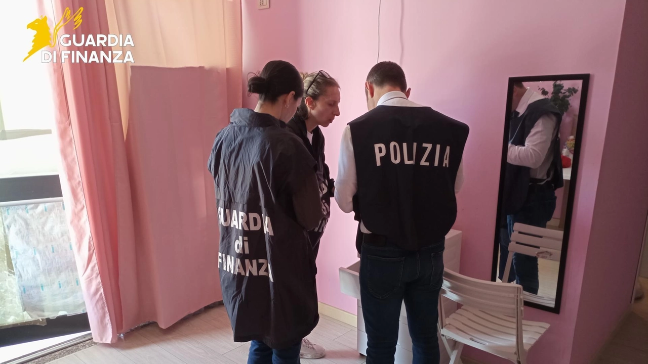 L’indagine è stata condotta dalla Polizia e dalla Guardia di finanza L’indagine è stata condotta dalla Polizia e dalla Guardia di finanza