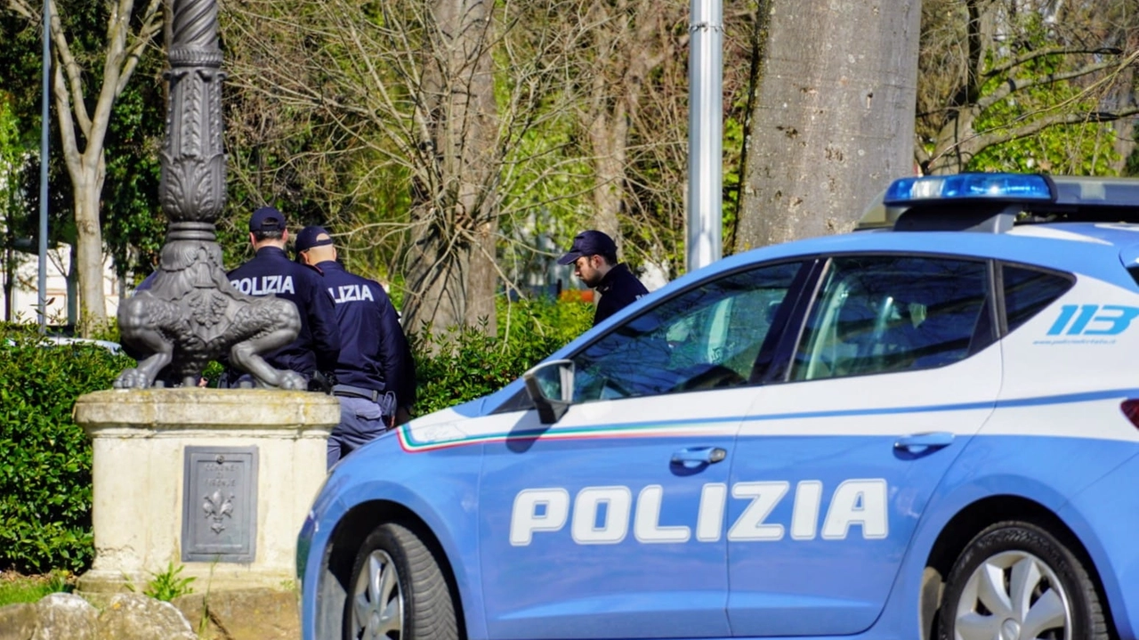 La polizia