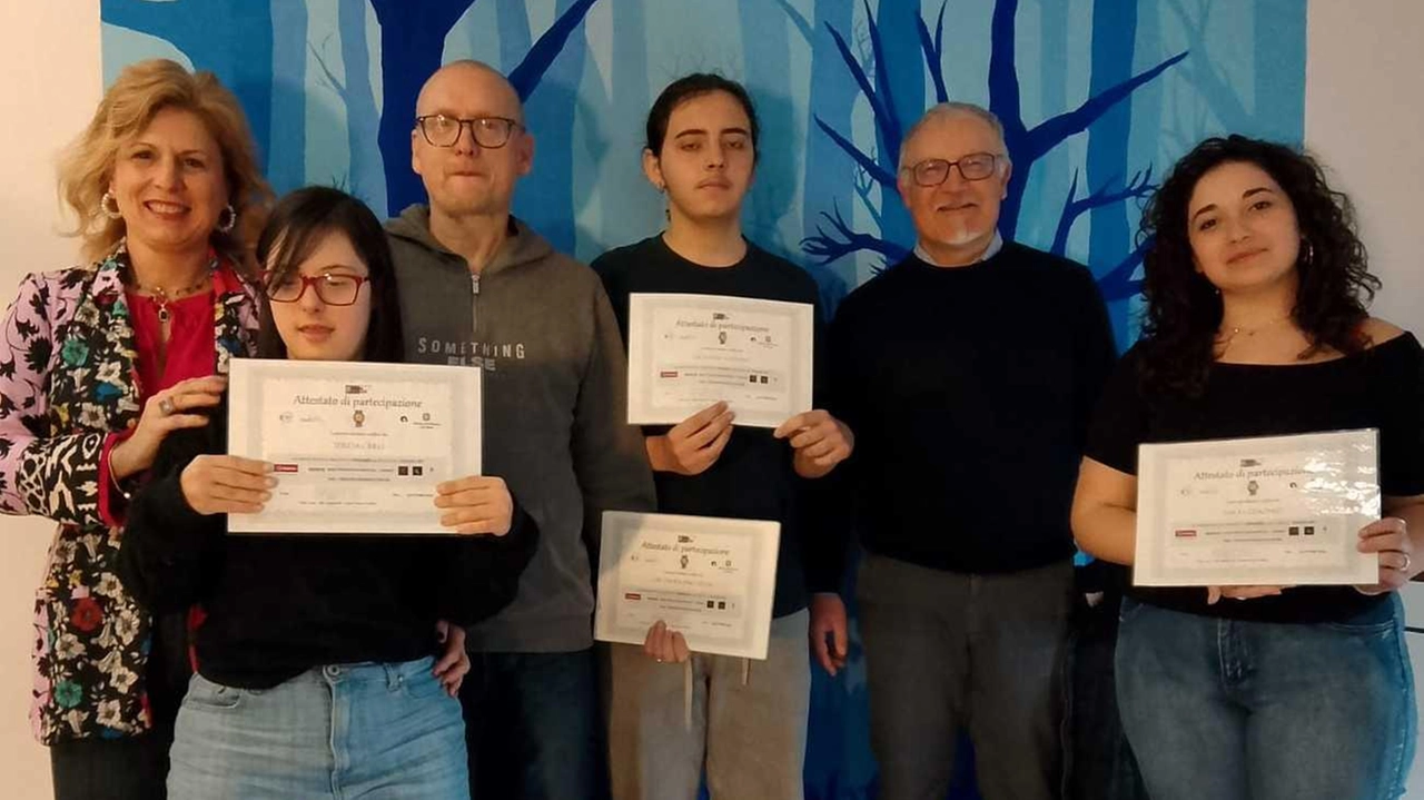 Gli studenti del liceo Brunelleschi premiati con una borsa di studio Gli studenti del liceo Brunelleschi premiati con una borsa di studio