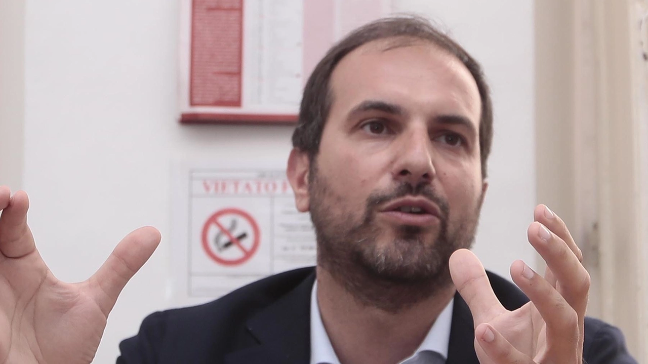 Il commissario Sarracino: "Accorpamenti frutto di un lavoro collettivo" Il commissario Sarracino: "Accorpamenti frutto di un lavoro collettivo"