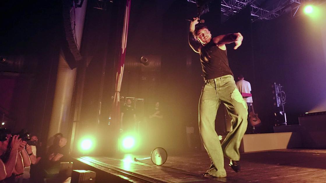 Olly in concerto a Firenze, due serate da tutto esaurito. E tra il pubblico c’è Angelina Mango Olly in concerto a Firenze, due serate da tutto esaurito. E tra il pubblico c’è Angelina Mango