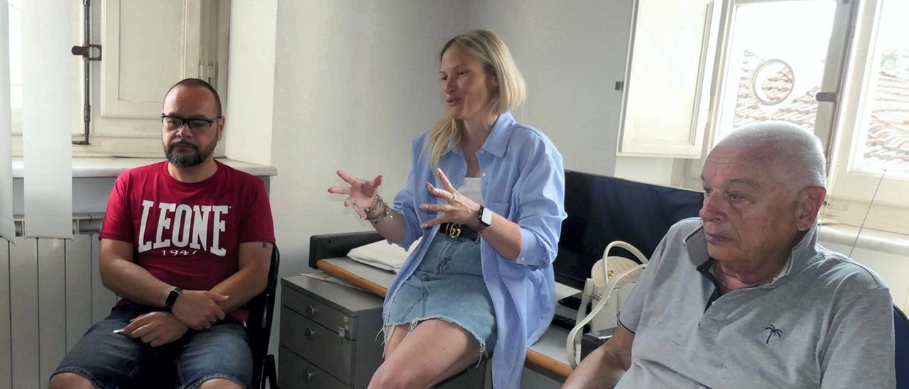 A fianco di chi ha bisogno. I racconti dei volontari:. Federica, Attilio e gli altri