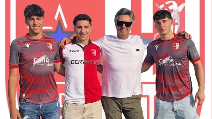 Sansepolcro annuncia Eddy Omohonria, mentre Spoleto e Pontevalleceppi rafforzano le loro squadre con nuovi ingaggi. Sansepolcro annuncia Eddy Omohonria, mentre Spoleto e Pontevalleceppi rafforzano le loro squadre con nuovi ingaggi.