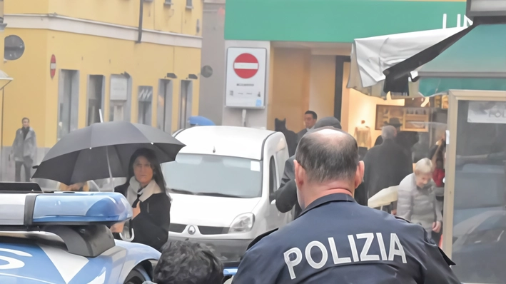 Arrestato un cittadino italiano di 62 anni per maltrattamenti nei confronti della compagna di 54 Arrestato un cittadino italiano di 62 anni per maltrattamenti nei confronti della compagna di 54