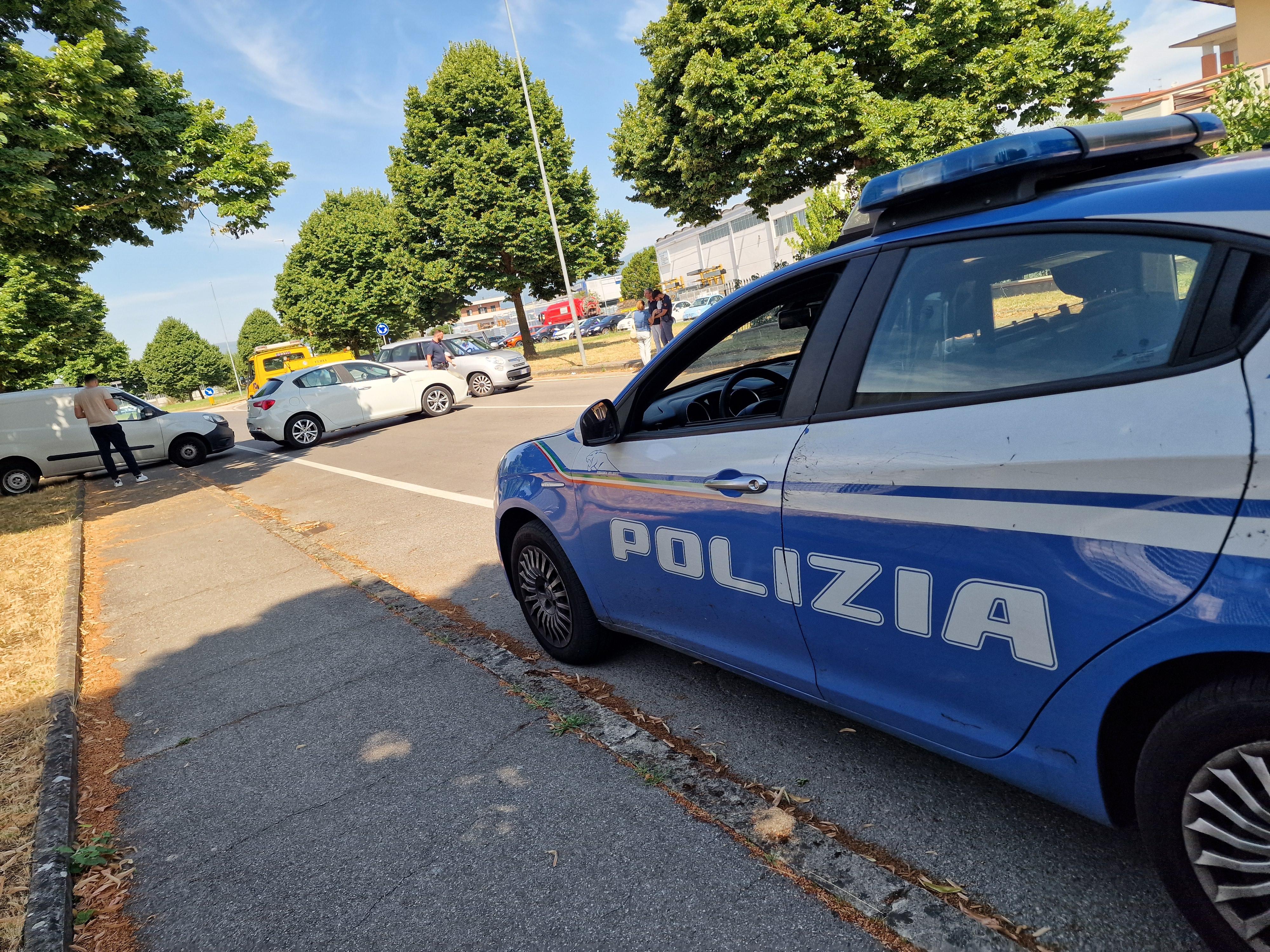 Irruzione e furto nell’azienda di profumi, il titolare: “Sono sconvolto” Irruzione e furto nell’azienda di profumi, il titolare: “Sono sconvolto”