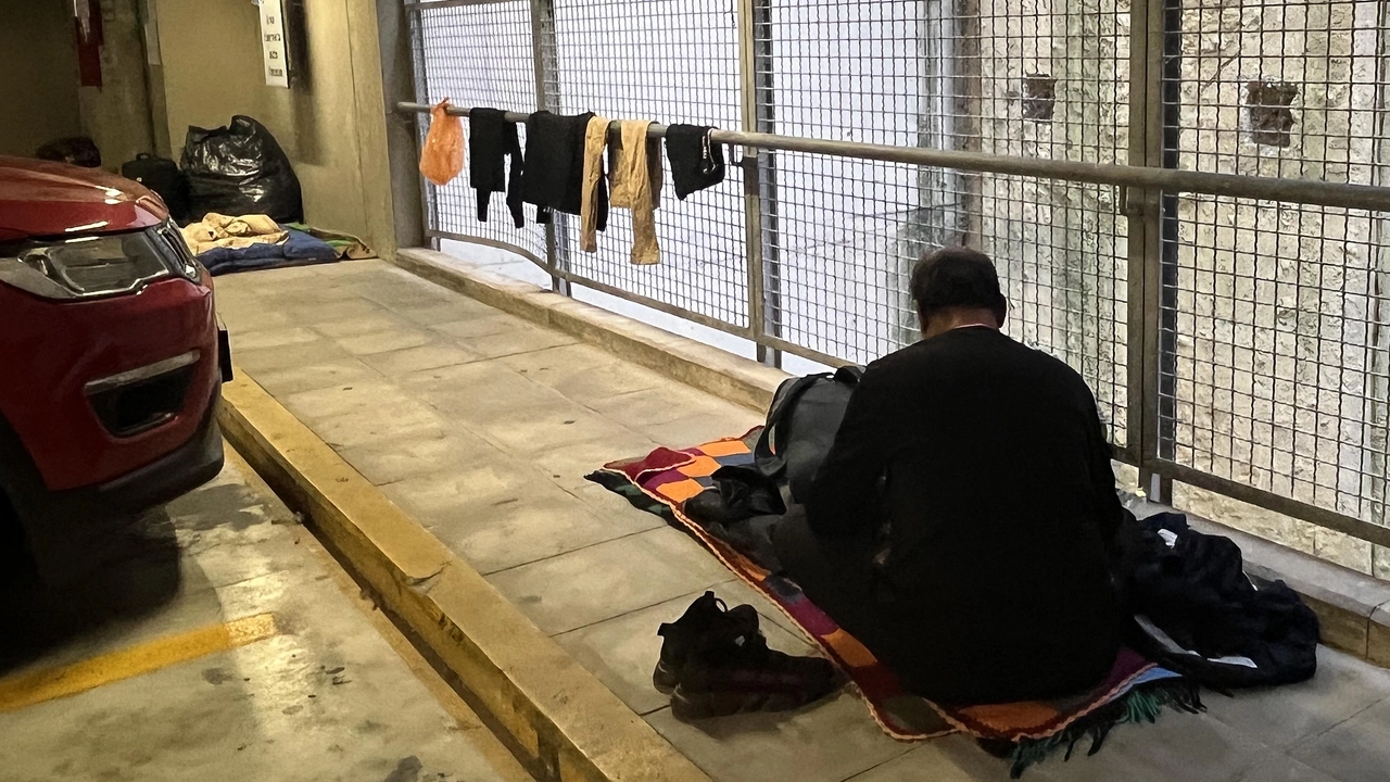 Alcune immagini della situazione ieri mattina nel posteggio Il Duomo Alcune immagini della situazione ieri mattina nel posteggio Il Duomo