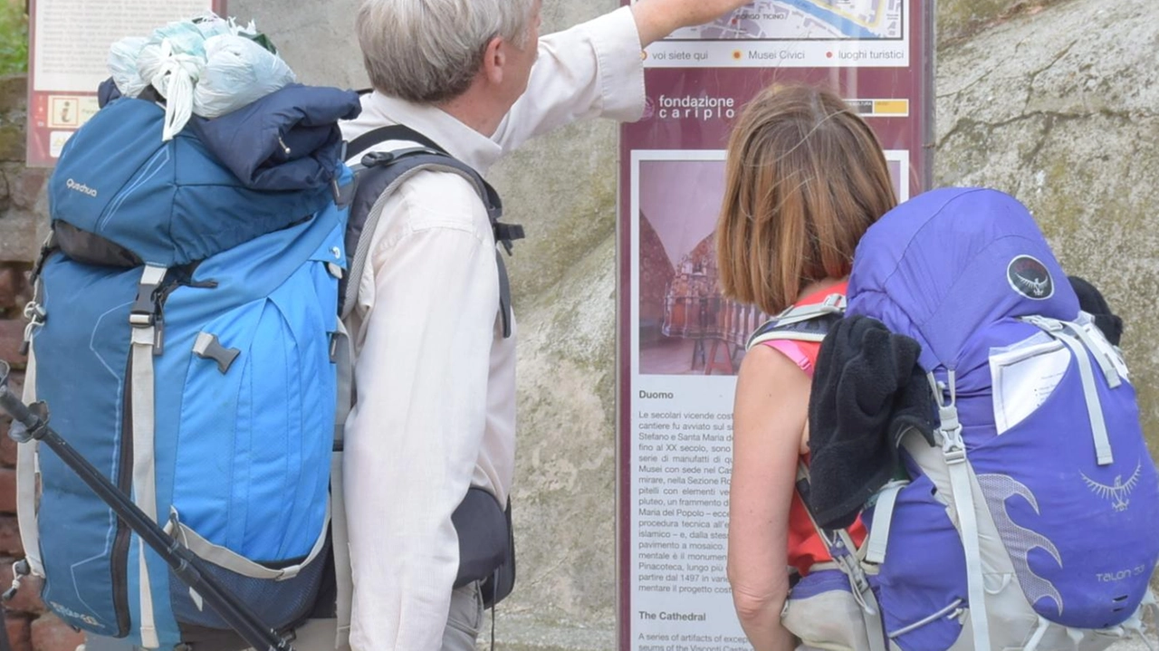 Nuovi dispositivi per la via Francigena: arriva la segnaletica ’intelligente’