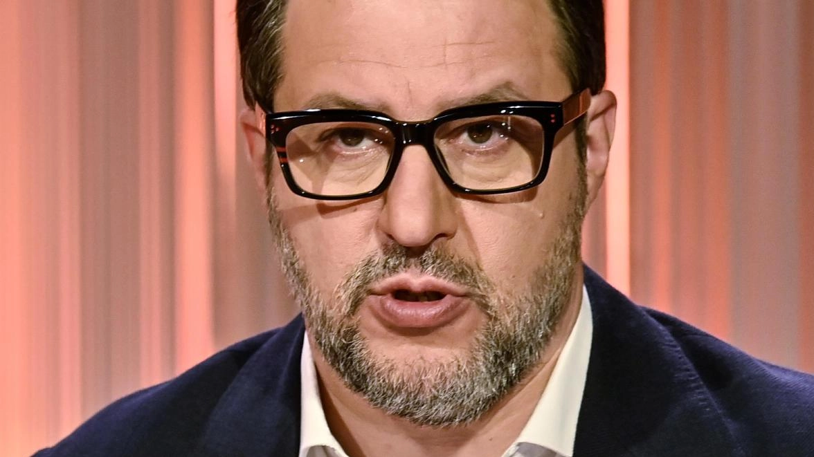 L’annuncio del ministro delle infrastrutture e dei trasporti Matteo Salvini "Così avremo misure di sicurezza in mare omogenee in tutto il Paese" . Il Comando generale delle Capitanerie ha già emanato un’ordinanza .