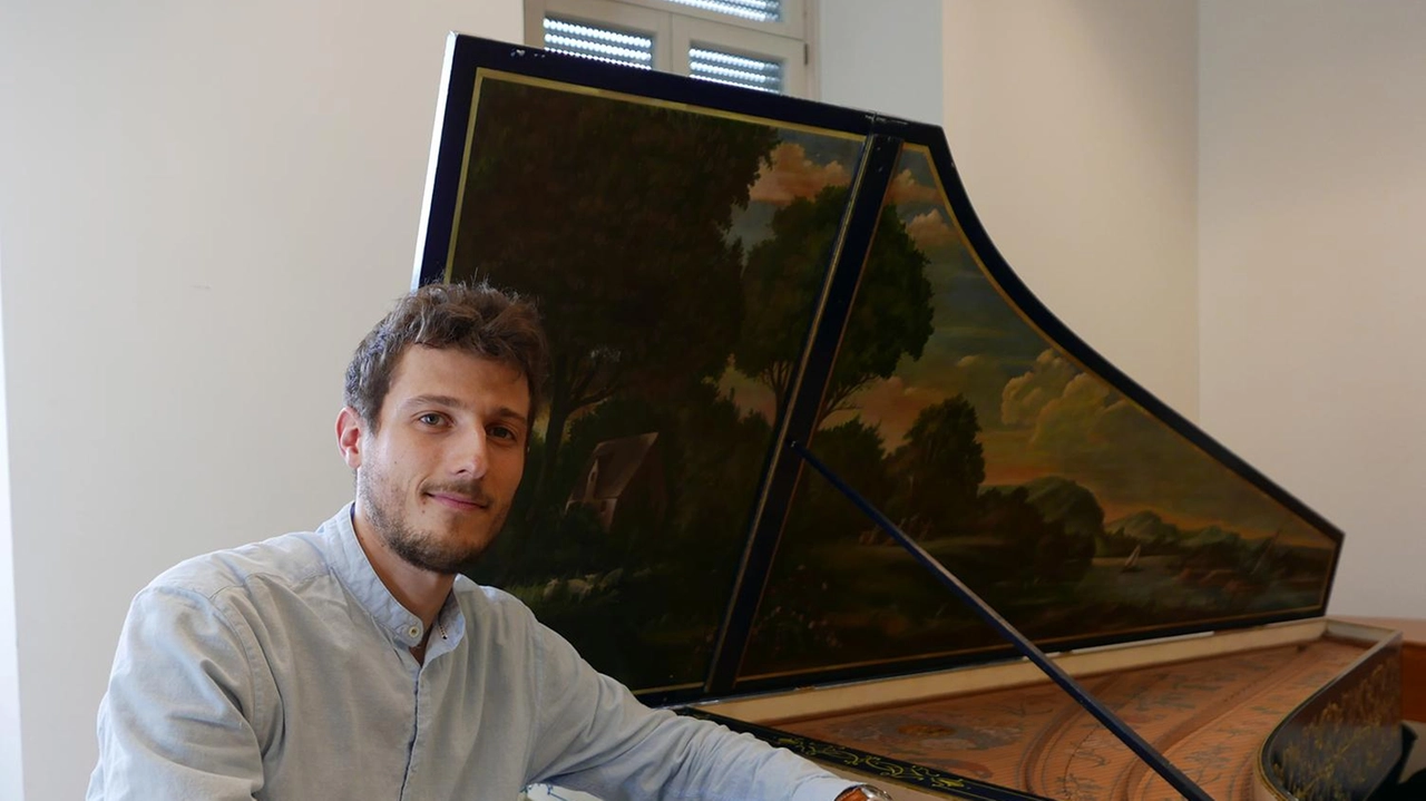 Il musicista Tommaso Nicoli Il musicista Tommaso Nicoli