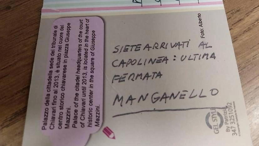 La cartolina arrivata nella sede di Rifondazione Comunista che ha convinto il partito a sporgere denuncia La cartolina arrivata nella sede di Rifondazione Comunista che ha convinto il partito a sporgere denuncia