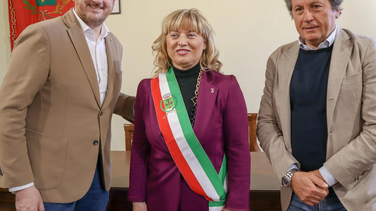 La cerimonia alla presenza del sindaco. De Palma, del Coordinatore regionale delle Città dell’Olio Ciappi e di Agnelli
