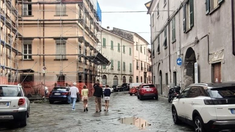 Arrivano risorse importanti che consentiranno di conferire una migliore qualità urbana alla zona sud del borgo, ma anche di recuperare edifici storici Arrivano risorse importanti che consentiranno di conferire una migliore qualità urbana alla zona sud del borgo, ma anche di recuperare edifici storici