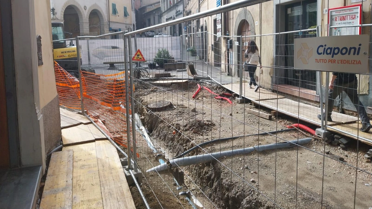 Il sindaco: "I lavori sui sotto servizi alla Loggetta del Fondo saranno rimandati" Il sindaco: "I lavori sui sotto servizi alla Loggetta del Fondo saranno rimandati"
