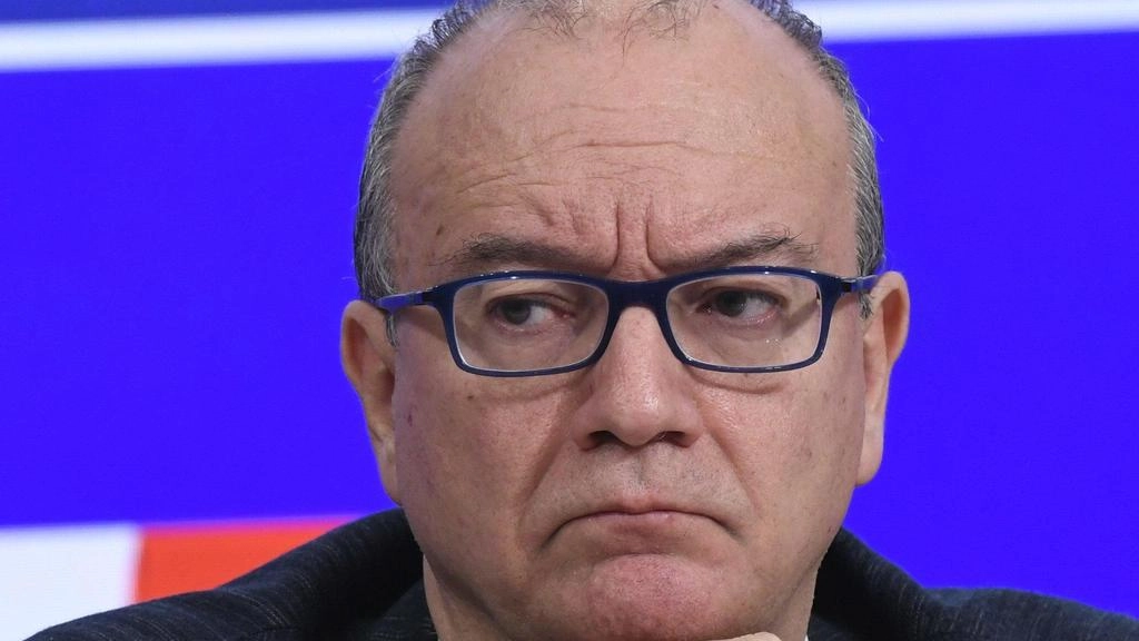 Il ministro Valditara condanna le devastazioni nelle scuole e chiede risarcimenti per i danni causati dalle occupazioni. Il ministro Valditara condanna le devastazioni nelle scuole e chiede risarcimenti per i danni causati dalle occupazioni.