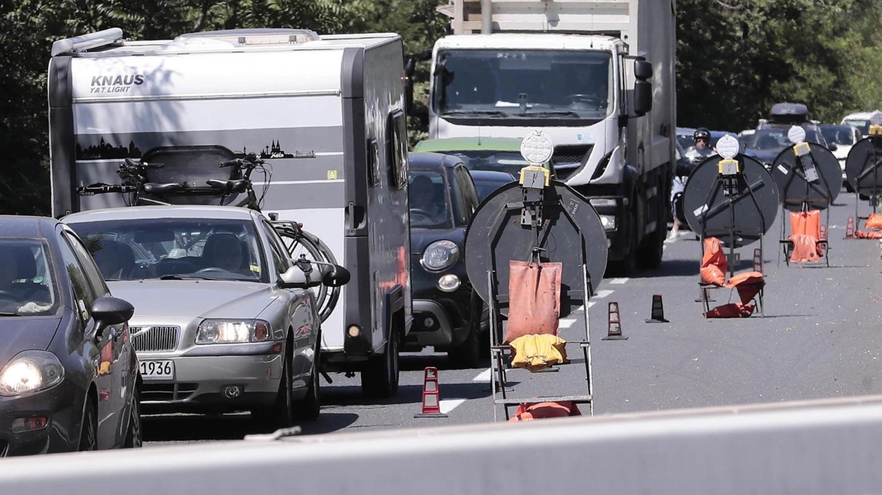 Da domani serae soprattutto martedì mattina la scena sarà consueta a Siena nord Da domani serae soprattutto martedì mattina la scena sarà consueta a Siena nord