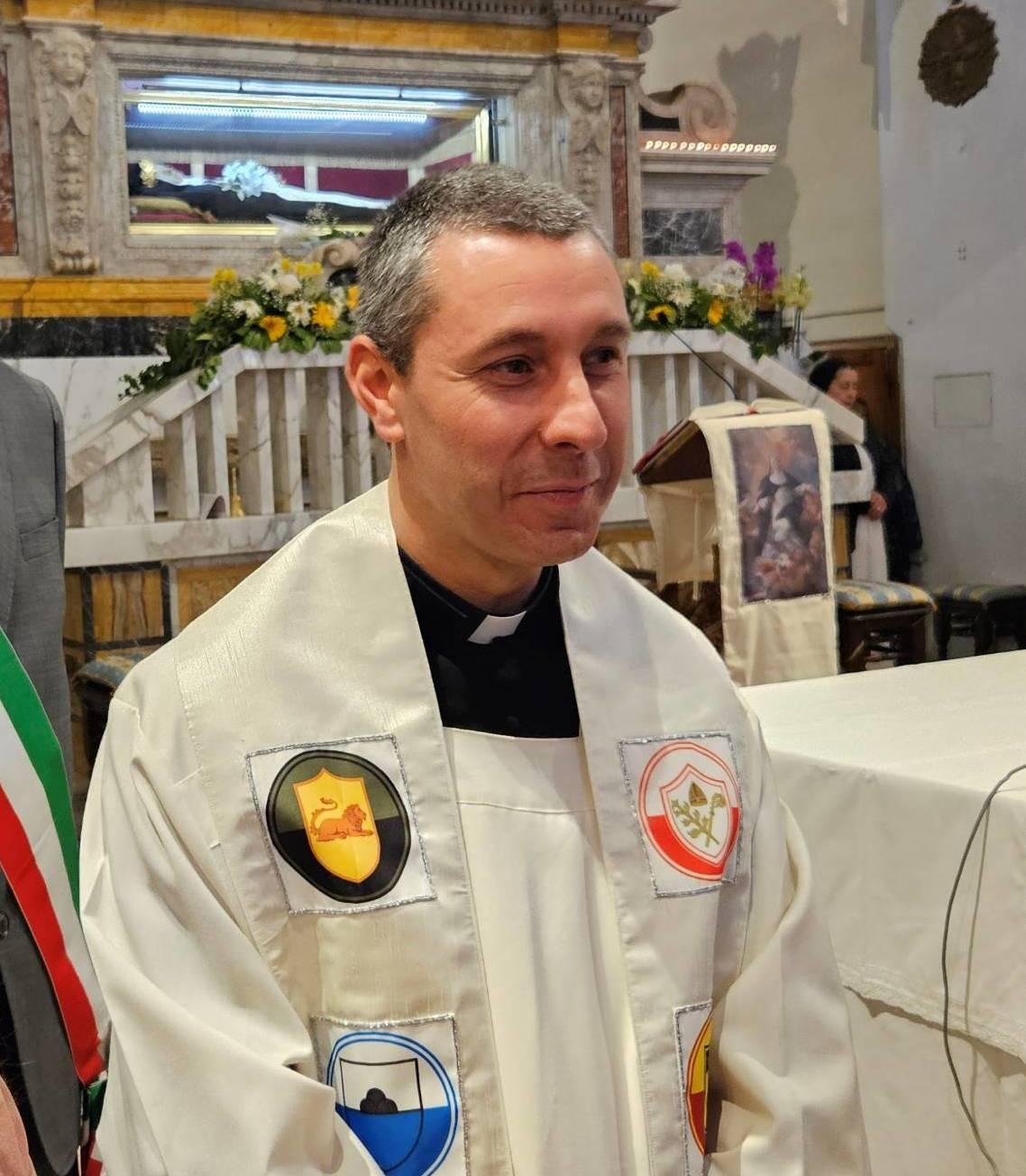 Comunità in festa per don Zafarana. Oggi Montepulciano celebra i 15 anni della sua ordinazione Comunità in festa per don Zafarana. Oggi Montepulciano celebra i 15 anni della sua ordinazione