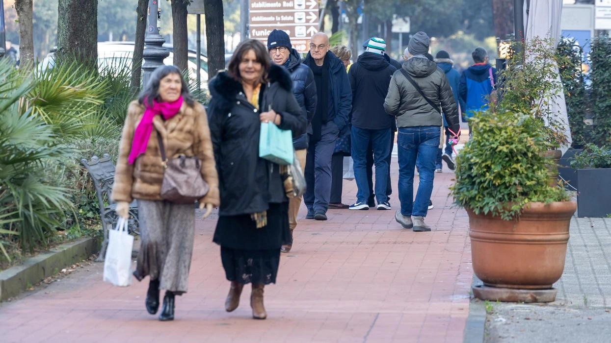 Per la cura di aiuole e zone di verde pubblico si sono fatti avanti anche dei cittadini oltre ad aziende (Goiorani) Per la cura di aiuole e zone di verde pubblico si sono fatti avanti anche dei cittadini oltre ad aziende (Goiorani)