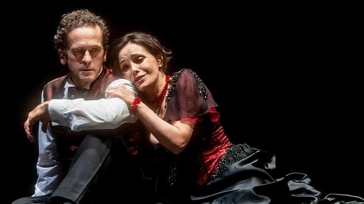 Galatea Ranzi e Giacinto Palmarini: oggi, prima della recita, Conversazioni in Teatro con la compagnia degli attori e il professor Marco Sabbatini