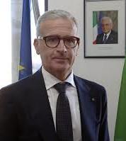 https://www.lanazione.it/image-service/view/acePublic/alias/contentid/MDM2N2U5YWMtNWU4Mi00/0/trovata-morta-in-caserma-la-procura-dispone-lautopsia.jpeg